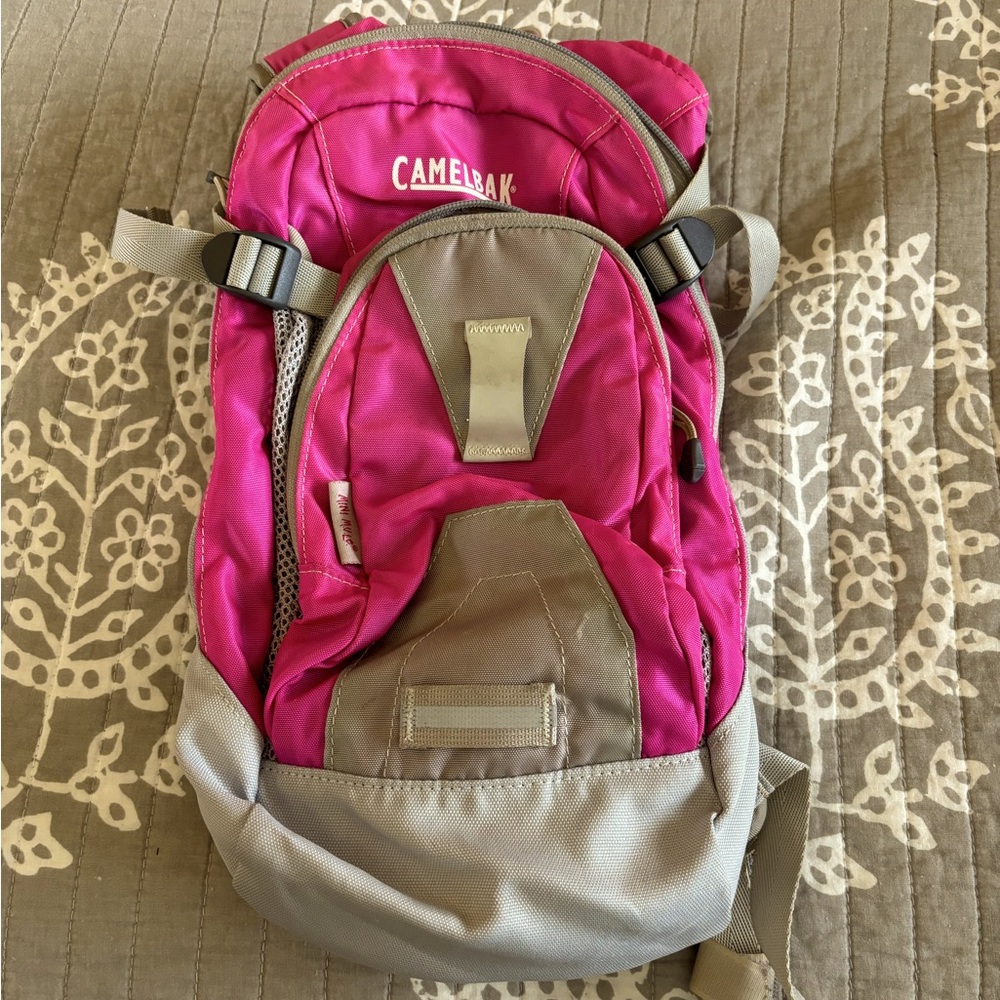 Good used condition mini mule Camelbak.